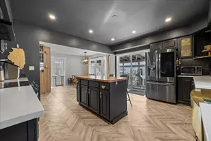 149 N May St, Hinckley, IL 60520 - Photo 9