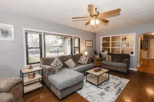 817 8th St, Lacon, IL 61540 - Photo 9