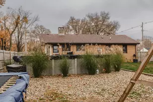 817 8th St, Lacon, IL 61540 - Photo 33