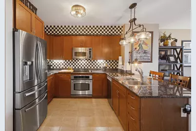 807 Davis Street #810, Evanston, IL 60201 - Photo 7