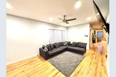 8544 S Essex Avenue, Chicago, IL 60617 - Photo 3