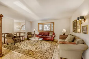 295 Brighton Rd, Elk Grove Village, IL 60007 - Photo 5