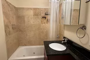 2501 W Bryn Mawr Ave, Chicago, IL 60659 - Photo 9