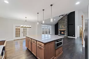 3504 Shadow Wood Ct, Milan, IL 61264 - Photo 13