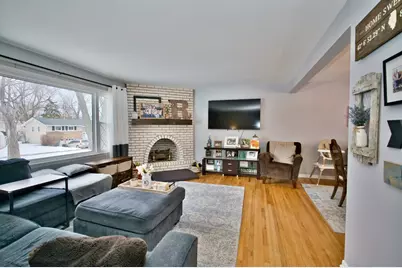 1117 E Pratt Drive, Palatine, IL 60074 - Photo 5