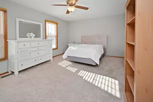 10 Cameron Ct, Bloomington, IL 61704 - Photo 37