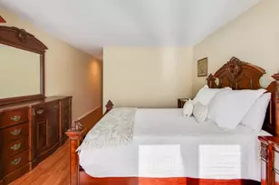 1501 N Courtland Dr, Arlington Heights, IL 60004 - Photo 15