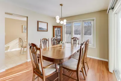 1501 N Courtland Drive, Arlington Heights, IL 60004 - Photo 7