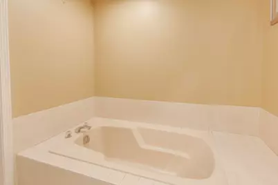 1501 N Courtland Drive, Arlington Heights, IL 60004 - Photo 17