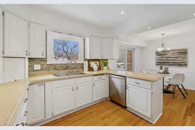 41 Canterbury Road, Lincolnshire, IL 60069 - Photo 13