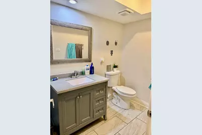 16062 Woodlawn East Avenue, South Holland, IL 60473 - Photo 11