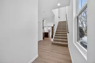 533 Watercress Dr, Aurora, IL 60504 - Photo 3