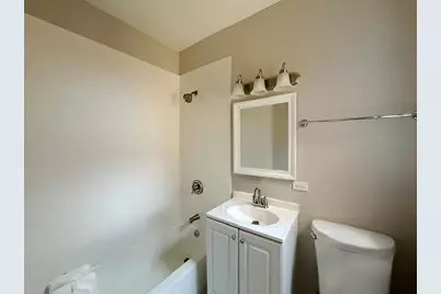 7007 N Wolcott Avenue #3, Chicago, IL 60626 - Photo 9