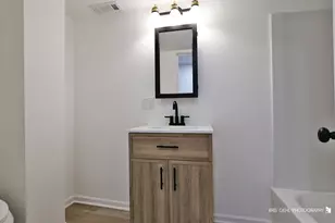 1070 Belle Plaine Ave, Gurnee, IL 60031 - Photo 15