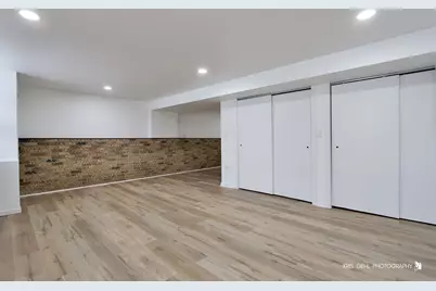 1070 Belle Plaine Avenue, Gurnee, IL 60031 - Photo 17