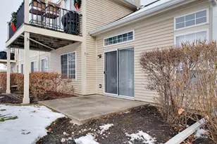 460 Mayflower Ln, Bartlett, IL 60103 - Photo 21