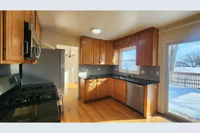 5 Castlegate Court, Vernon Hills, IL 60061 - Photo 7