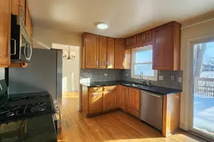 5 Castlegate Ct, Vernon Hills, IL 60061 - Photo 7