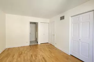 5 Castlegate Ct, Vernon Hills, IL 60061 - Photo 13