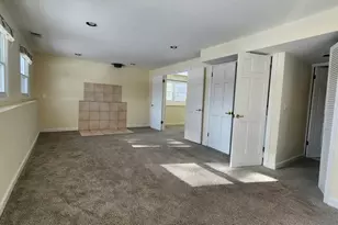 5 Castlegate Ct, Vernon Hills, IL 60061 - Photo 11