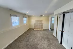 5 Castlegate Ct, Vernon Hills, IL 60061 - Photo 13