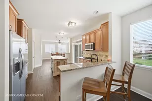 461 Honeysuckle Ln, Yorkville, IL 60560 - Photo 9