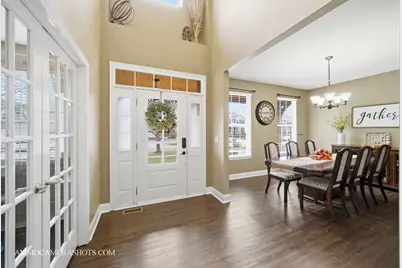 461 Honeysuckle Lane, Yorkville, IL 60560 - Photo 5