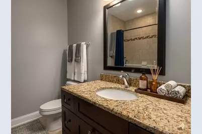 [Address not provided], Chicago, IL 60610 - Photo 7