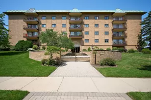 40 S Main St, Glen Ellyn, IL 60137 - Photo 1