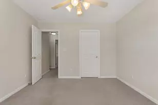 3009 Weeping Cherry Dr, Champaign, IL 61822 - Photo 31