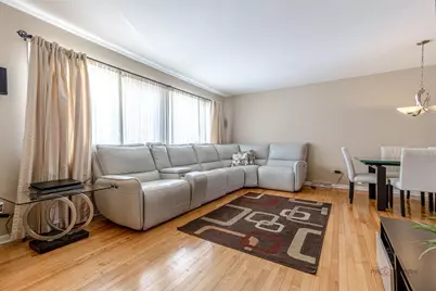 6 Forest Lane, Elk Grove Village, IL 60007 - Photo 3