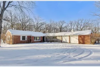 26225 N Hickory Road, Mundelein, IL 60060 - Photo 1