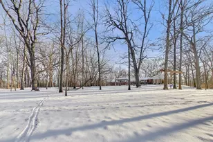 26225 N Hickory Rd, Mundelein, IL 60060 - Photo 35