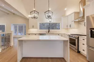 26225 N Hickory Rd, Mundelein, IL 60060 - Photo 9