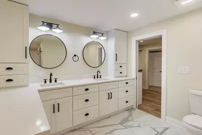 26225 N Hickory Road, Mundelein, IL 60060 - Photo 23