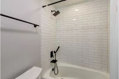 26225 N Hickory Road, Mundelein, IL 60060 - Photo 17