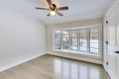 26225 N Hickory Road, Mundelein, IL 60060 - Photo 15