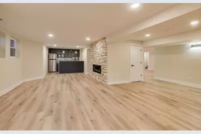 26225 N Hickory Road, Mundelein, IL 60060 - Photo 21