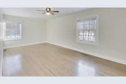 26225 N Hickory Road, Mundelein, IL 60060 - Photo 11