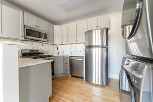 845 Lyman Ave, Oak Park, IL 60304 - Photo 3