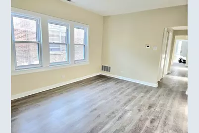 [Address not provided], Berwyn, IL 60402 - Photo 7