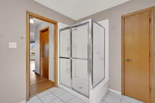 10745 Lockwood Ave, Oak Lawn, IL 60453 - Photo 17