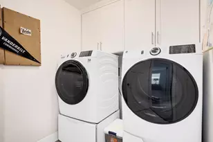 412 Bluff Ave, La Grange, IL 60525 - Photo 23