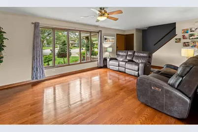 10926 Circle Court, Palos Hills, IL 60465 - Photo 3