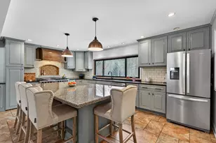 1275 Country Club Rd, Lake Zurich, IL 60047 - Photo 9