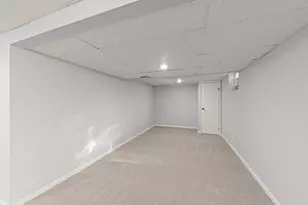 2240 Mecan Dr, Naperville, IL 60564 - Photo 29