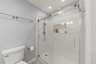 2240 Mecan Dr, Naperville, IL 60564 - Photo 19