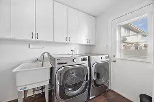 8708 Coventry Dr, Woodridge, IL 60517 - Photo 25