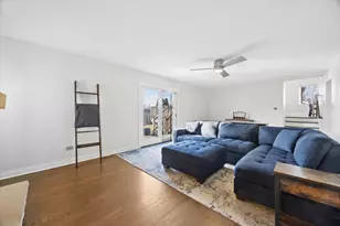 8708 Coventry Dr, Woodridge, IL 60517 - Photo 13