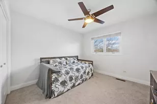 8708 Coventry Dr, Woodridge, IL 60517 - Photo 19